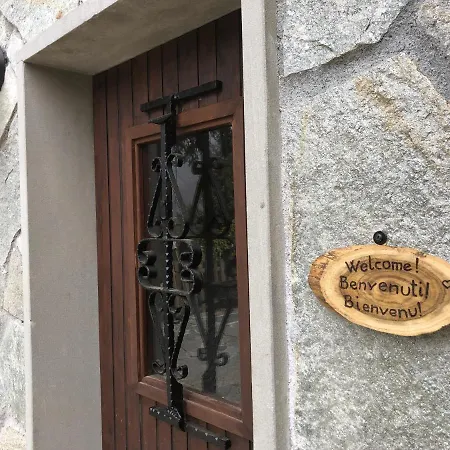 Сasa de vacaciones Ai Laghi Temossi